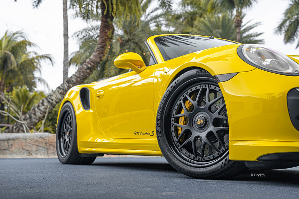 Фото дисков Strasse Wheels SV8 Performance Черный матовый на Porsche 911 VII