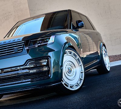 Фото дисков Vossen UV-7 на Land Rover Range Rover V
