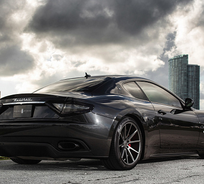 Фото дисков Vossen VFS-1 на Maserati GranTurismo I