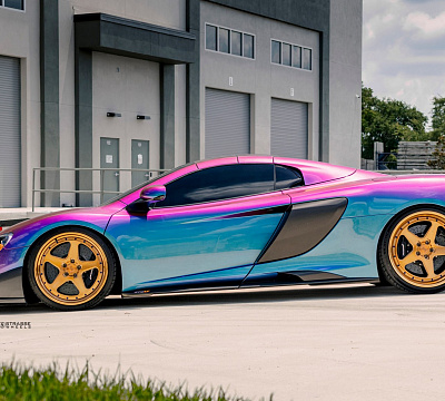 Фото дисков Strasse Wheels SV5 Deep Concave Duoblock на McLaren 650S