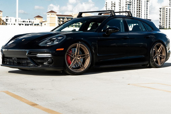Фото дисков Anrky AN27 Сатиновая бронза на Porsche Panamera III