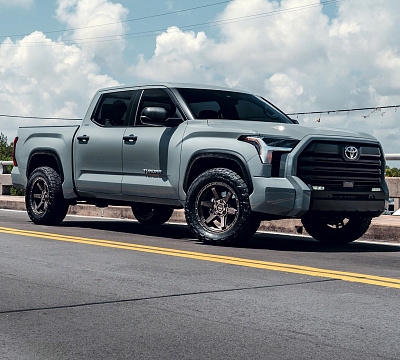 Фото дисков 4PLAY 4PS63 на Toyota Tundra III