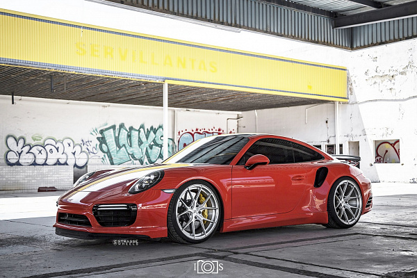 Фото дисков Strasse Wheels SM5R Deep Concave Monoblock Глянцевый лак на Porsche 911 VII