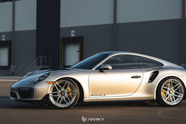 Фото дисков Anrky AN26 Полированный лак на Porsche 911 VII