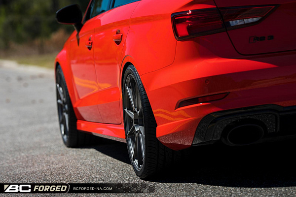 Фото дисков BC Forged EH182 Матовый графит на Audi A/S/RS 3 (8V)