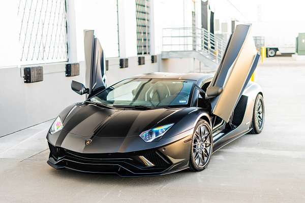 Фото дисков HRE S200 Глянцевый тонированный лак на Lamborghini Aventador