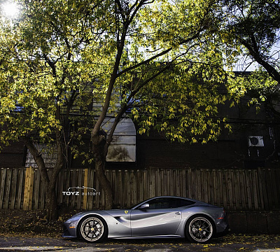 Фото дисков HRE S101 на Ferrari F12