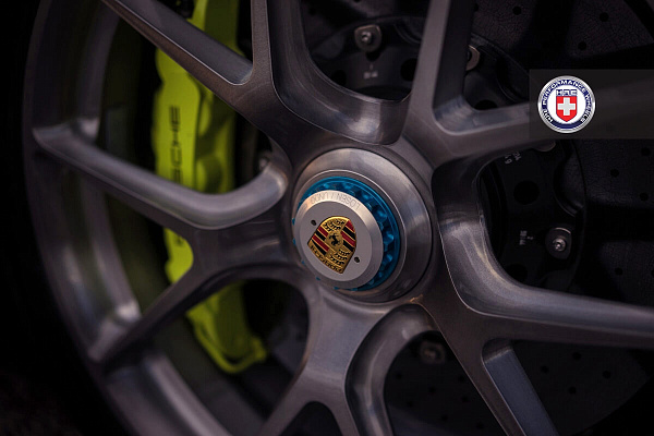 Фото дисков HRE P101 Глянцевый темный лак на Porsche 918 Spyder