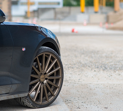 Фото дисков Vossen VFS-2 на Chevrolet Camaro V