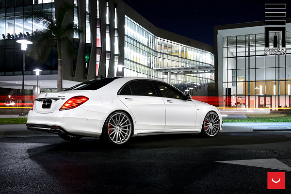 Фото дисков Vossen VFS-2 Серебро на Mercedes-Benz S-Class (W222, C217)