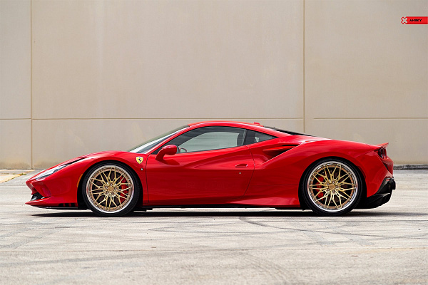 Фото дисков Anrky S3-X1 Глянцевое золото на Ferrari F8