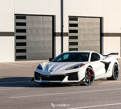 Фото дисков Anrky XR-105 на Chevrolet Corvette C8