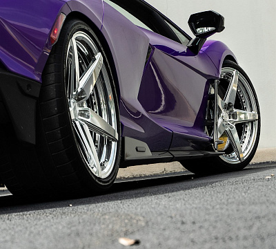 Фото дисков Anrky RS5.2 на Lamborghini Revuelto