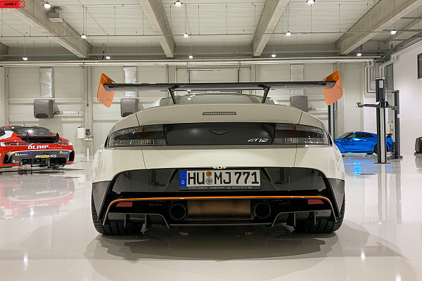 Фото дисков Anrky AN13 Черный матовый на Aston Martin Vantage 3