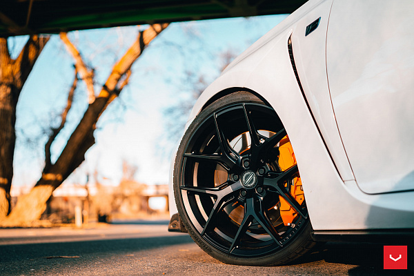 Фото дисков Vossen HF-5 Черный сатин на Lexus GS IV