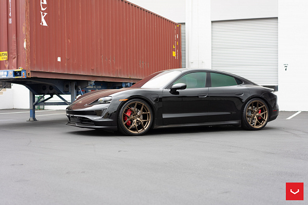 Фото дисков Vossen HF-5 Сатиновая бронза на Porsche Taycan I