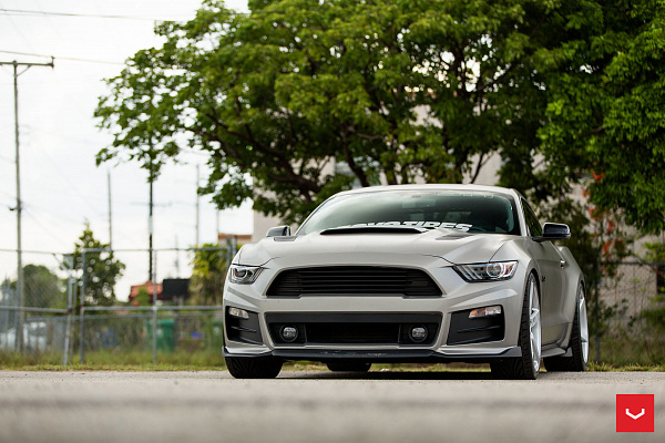 Фото дисков Vossen CV3 Серебро на Ford Mustang VI