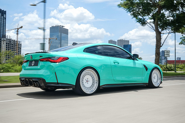 Фото дисков HRE 501 Белый глянец на BMW 4/M4 (G22/G82)
