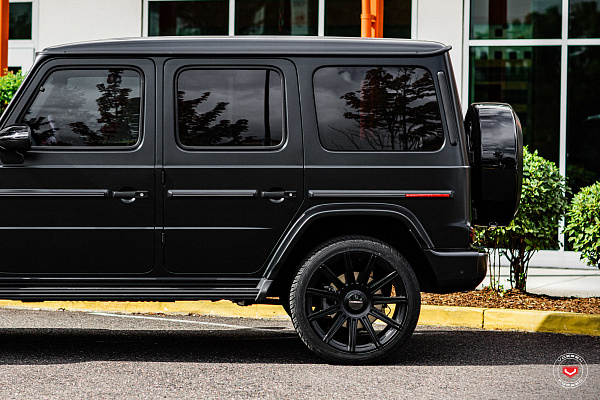 Фото дисков Vossen S17-12 Черный сатин на Mercedes-Benz G-Class III