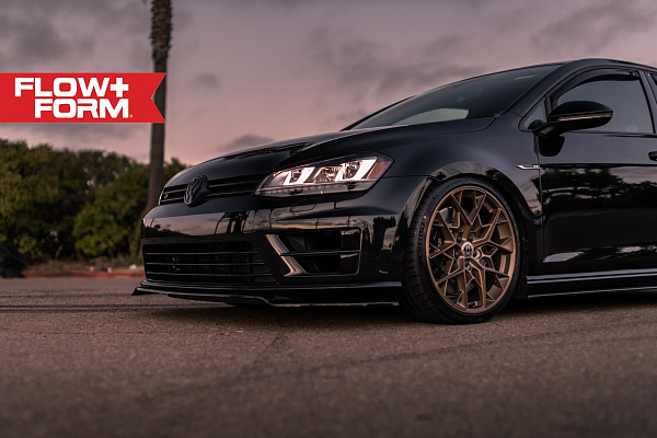 Фото дисков HRE FF10 Сатиновая темная медь на Volkswagen Golf VIII