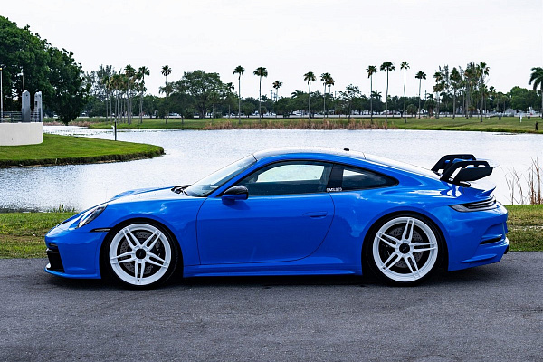 Фото дисков Anrky AN27 Белый глянец на Porsche 911 VIII