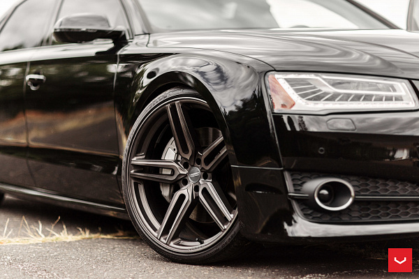 Фото дисков Vossen HF-1 Сатиновый графит на Audi A/S 8 (D4)