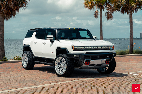 Фото дисков Vossen HFX-1 (8-Lug) Серебро на GMC Hummer EV