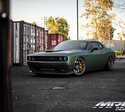 Фото дисков MRR M392 на Dodge Challenger III