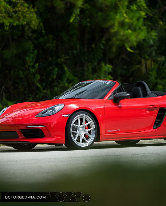 Фото дисков HCA381 Глянцевый лак на Porsche Boxster III