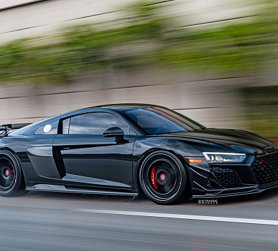 Фото дисков Strasse Wheels SV15FF Deep Concave FS на Audi R8 (4S)