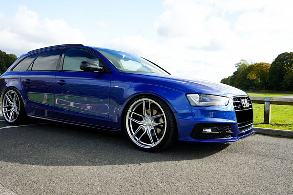 Фото дисков Bola B11 Глянцевый лак на Audi A/S/RS 4 (B8)