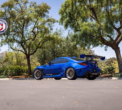 Фото дисков HRE 300 на Subaru BRZ II
