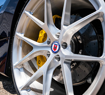 Фото дисков HRE P101 на Ferrari 488