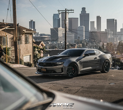 Фото дисков MRR M755 на Chevrolet Camaro VI