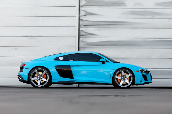 Фото дисков Brixton Forged TR04 Серебро на Audi R8 (4S)