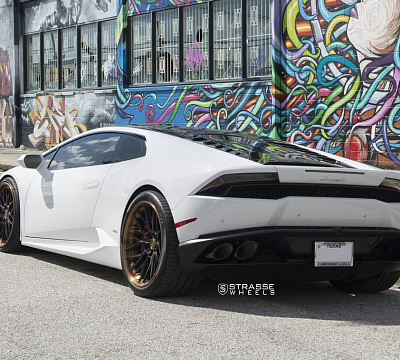 Фото дисков Strasse Wheels SV10M Deep Concave FS на Lamborghini Huracan