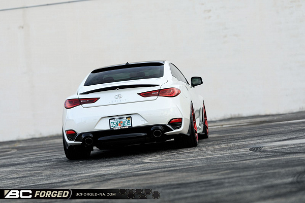 Фото дисков BC Forged RZ39 Красный глянец на Infiniti Q60 II