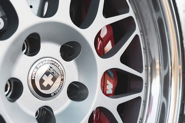 BMW M4 CSL