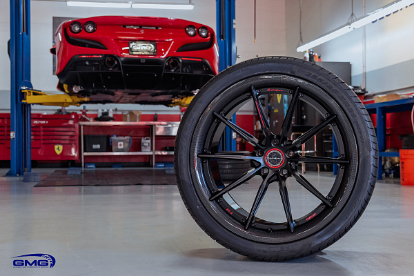 Фото дисков Brixton Forged R11-R Черный сатин на Ferrari F8