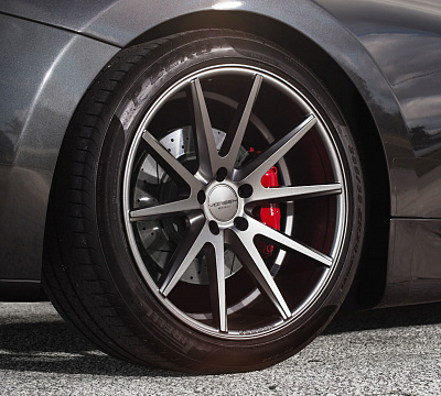 Фото дисков Vossen VFS-1 на Maserati GranTurismo I