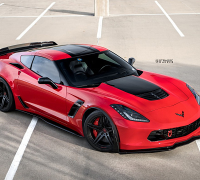 Фото дисков Strasse Wheels SP5R Deep Concave Monoblock на Chevrolet Corvette C7