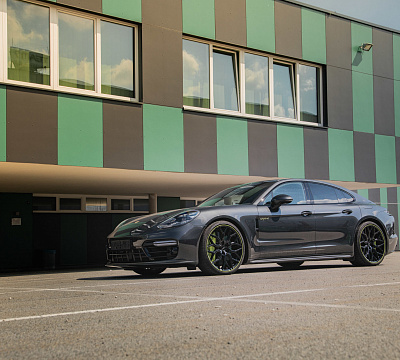 Фото дисков Vossen HF-2 на Porsche Panamera II