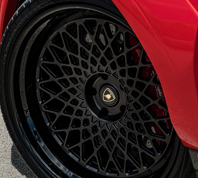 Фото дисков 1886 Wheels S009 на Lamborghini Urus