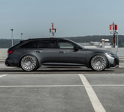 Фото дисков Radi8 R807 на Audi A/RS 6 (C8)