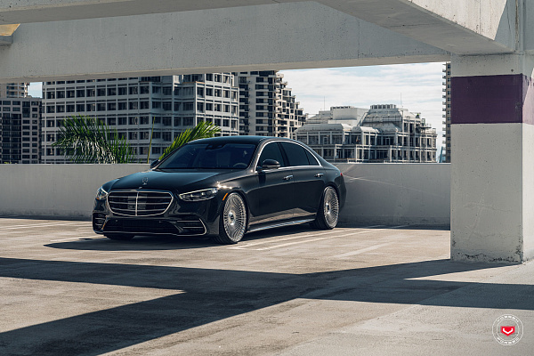 Фото дисков Vossen S17-16 Глянцевый лак на Mercedes-Benz S-Class (W223)