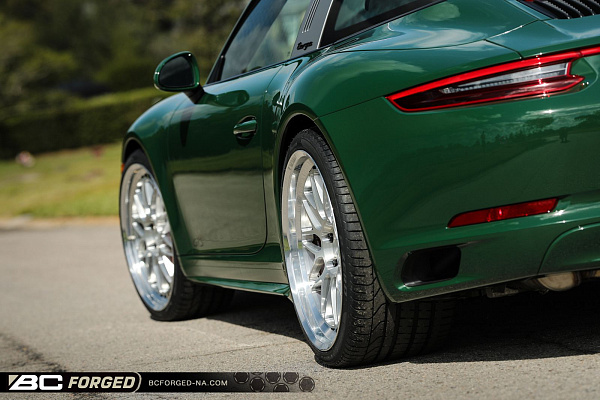 Фото дисков BC Forged LE81 // MLE81 Глянцевый лак на Porsche 911 VII