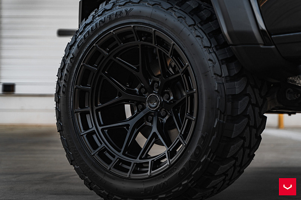 Фото дисков Vossen HFX-1 (6-Lug) Черный сатин на Ram 1500 V