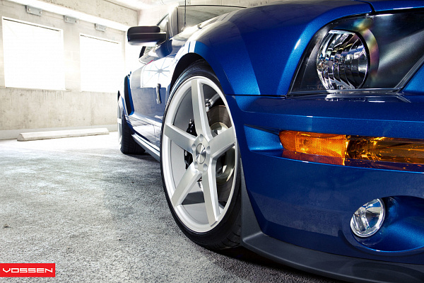 Фото дисков Vossen CV3 Серебро на Ford Mustang V