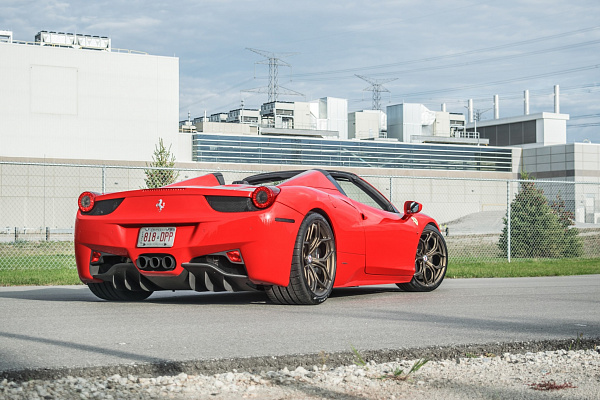 Фото дисков HRE P111SC Сатиновая бронза на Ferrari 458