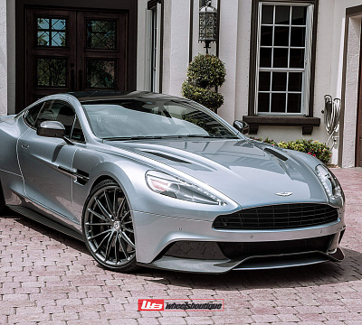 Фото дисков HRE P103 на Aston Martin Vanquish 2